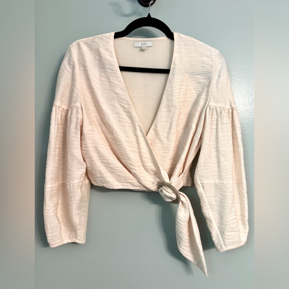 Joie Sophiana Wrap Top Size Small with balloon sleeves in Pearl